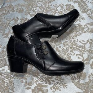Clarks Black Leather Heeled Boots New Without Box